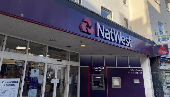 NatWest Group Recruitment | Hiring Customer Service - Fresher ...